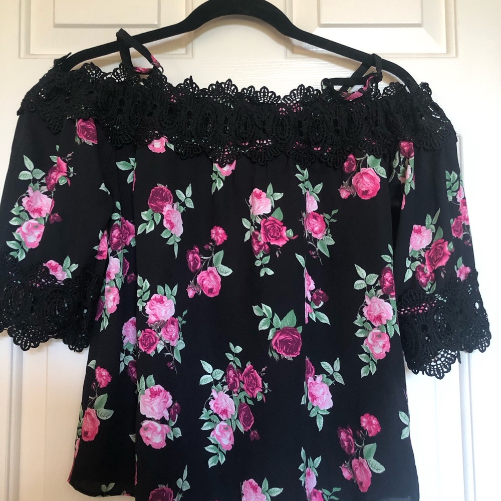 Black Floral Lace Trim Blouse